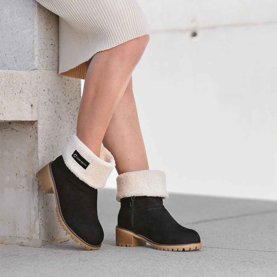 HOHE GEFÜTTERTE STIEFEL NOEL